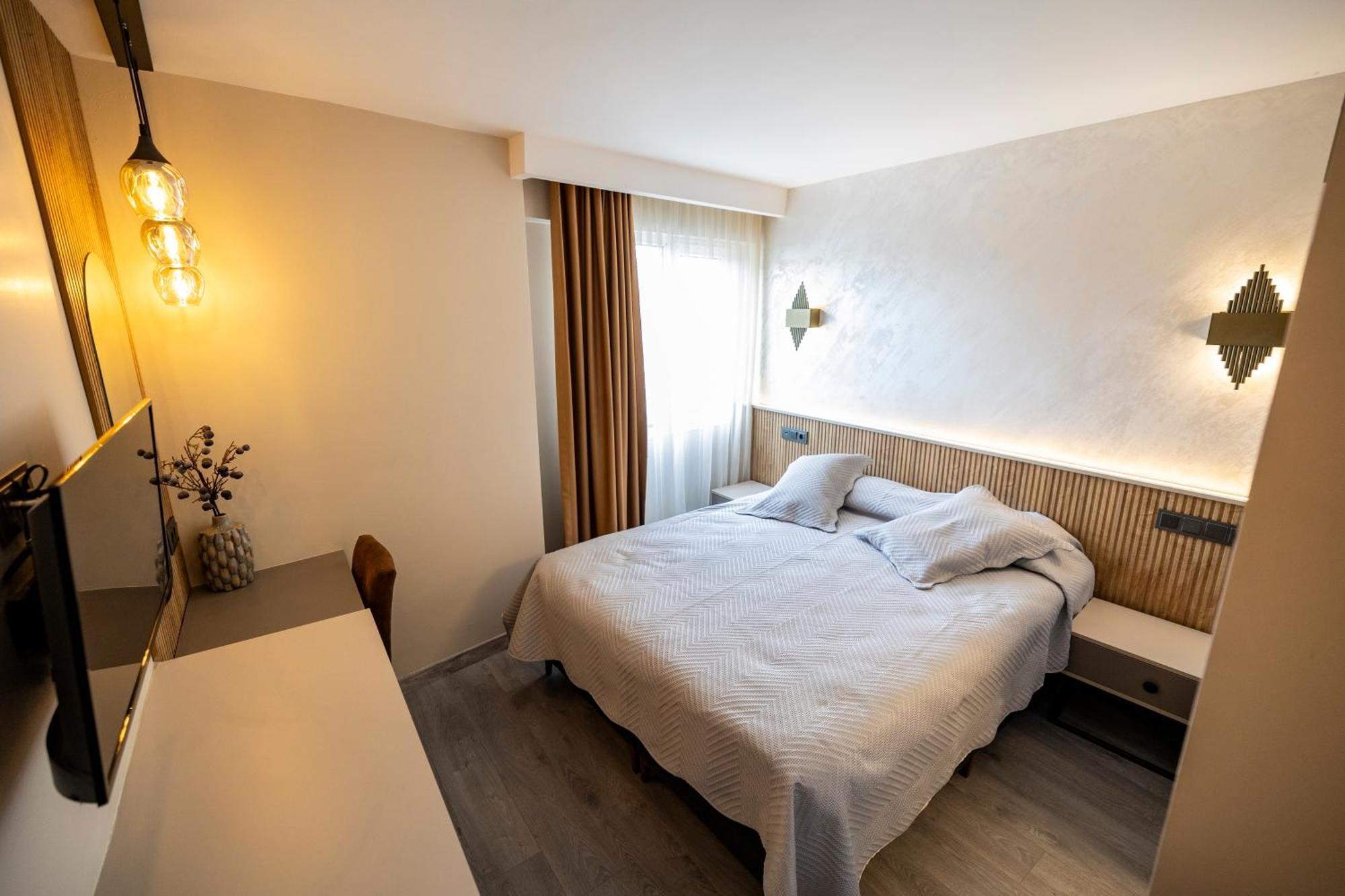 Aktaş Otel 3*